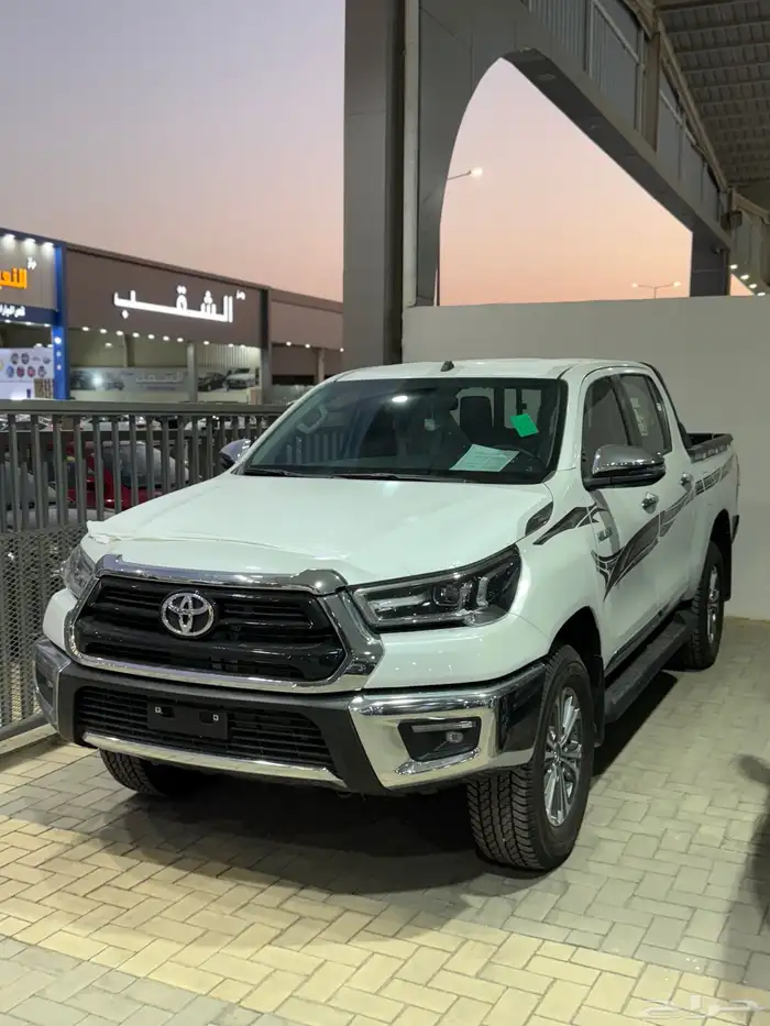 هايلوكس 2025 فل كامل دبل بنزين توماتيك غمارتين 1