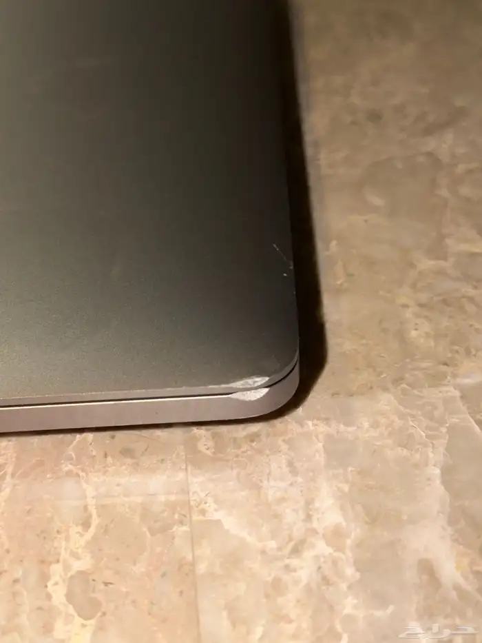 MacBook Pro 13-inch (2020  Touch Bar) 9