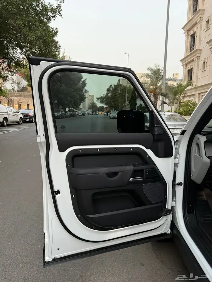 ديفندر 2021 بحالة الوكالة 5