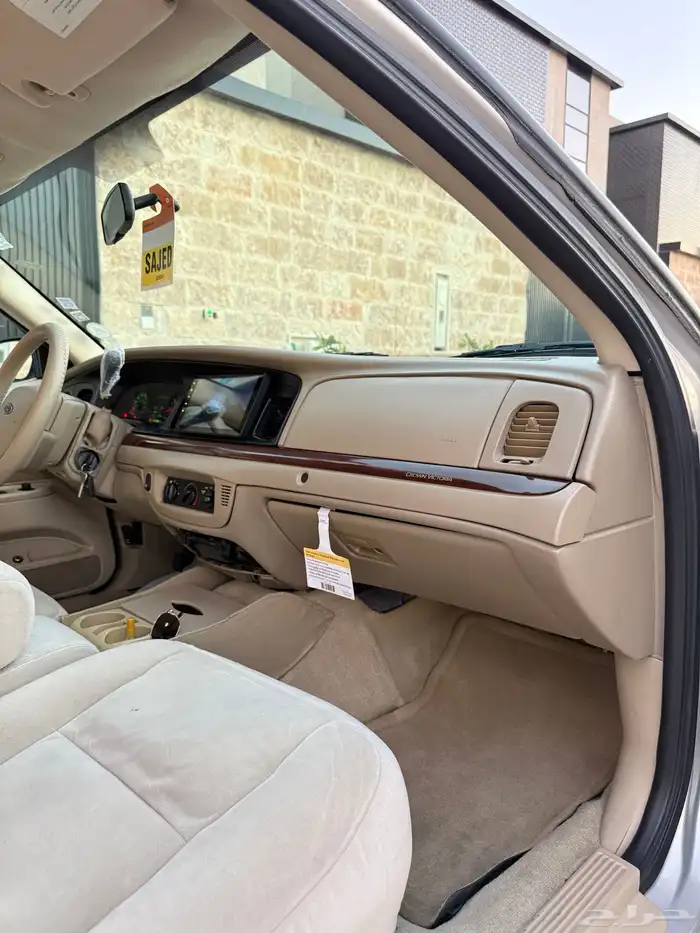 فورد كراون فكتوريا - 2012 سعودي ( استخدام شخصي ) 22