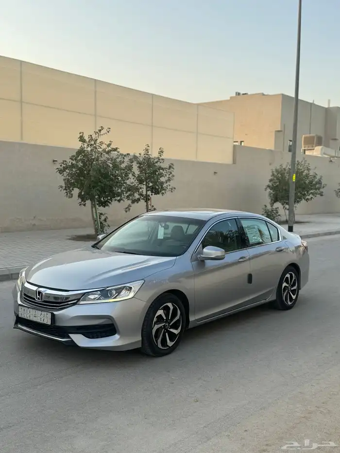 هوندا اكورد 2017 11
