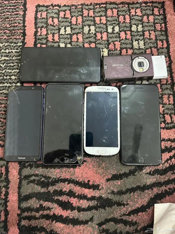 جوالات مع كمبيوتر للبيع 1