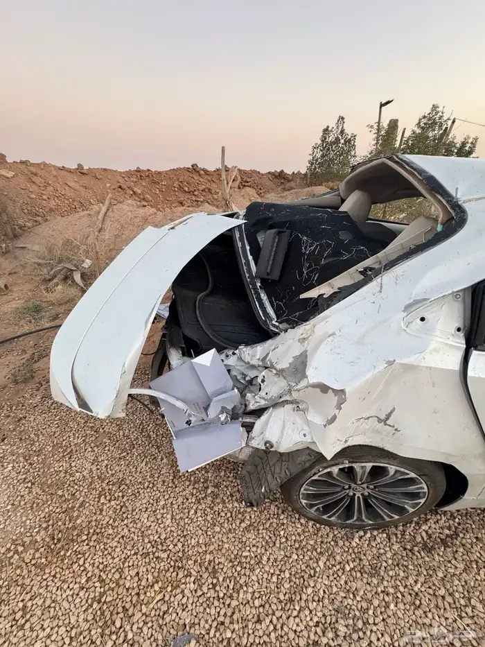 كورولا 2023 فل كامل ماكينة كبيرة تشليح 13