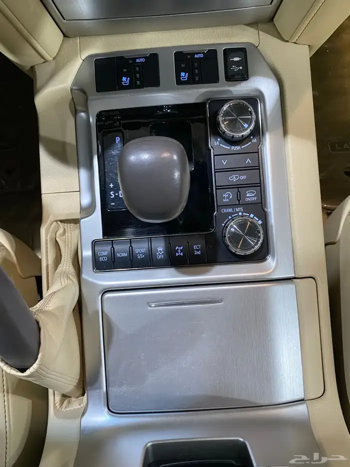 للبيع جيب VXS فل كامل 2016 هيدروليك بريمي عداد 74 الف 21