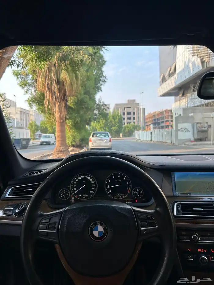 بي ام دبليو 730Li 11