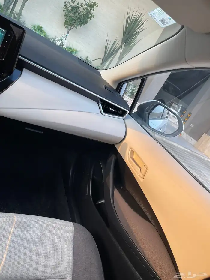 تويوتا كورولا XLI 1.5 ستاندر بنزين 2022 38