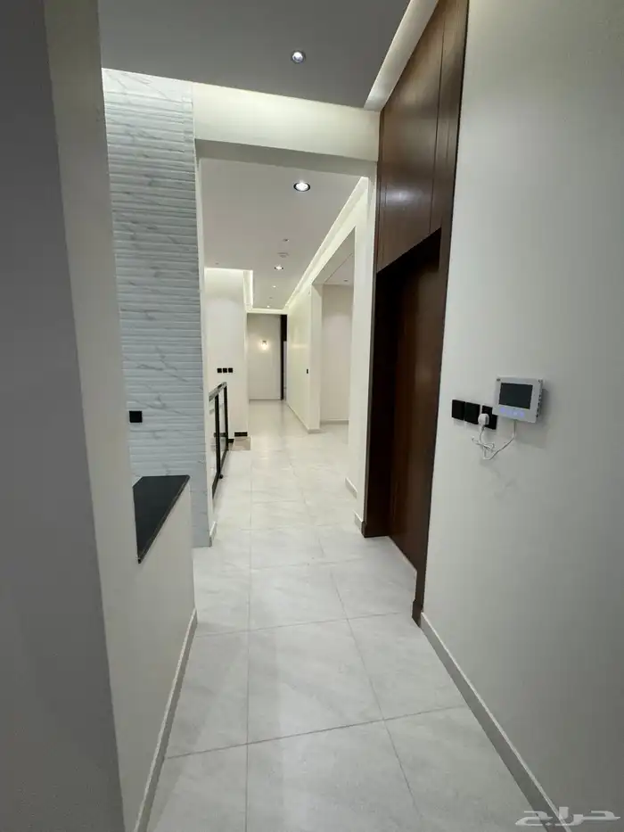 للبيع بالمحاله روف علوي بمدخل سياره تشطيب vip 29