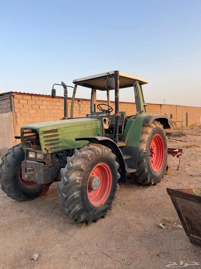 حراثه فنت اربعه سرندل دبل معها جميع معداتها نظيفه 9