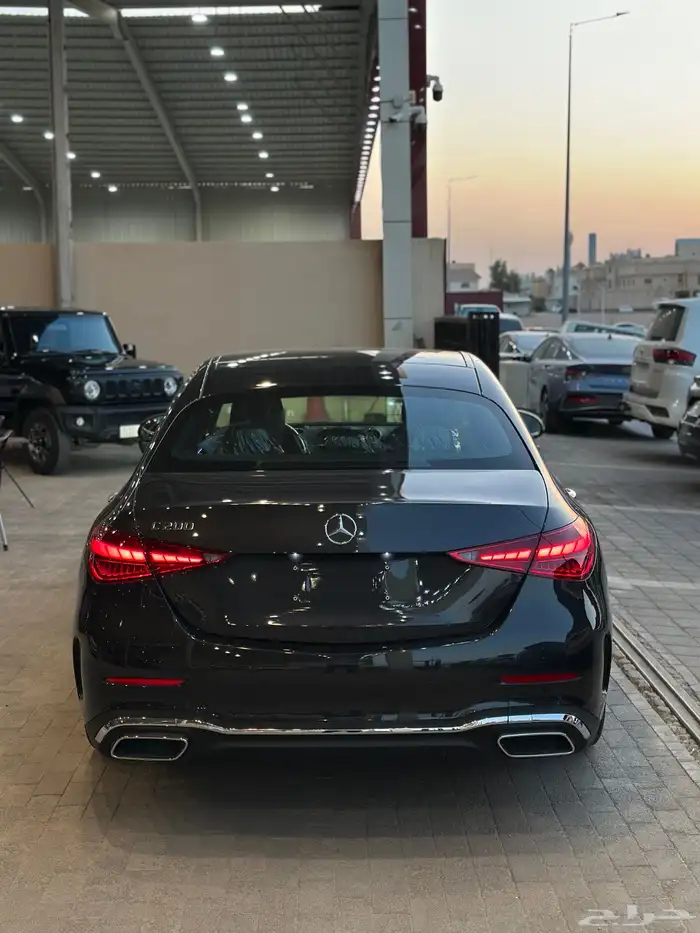مرسيدس C200 موديل 2025 3