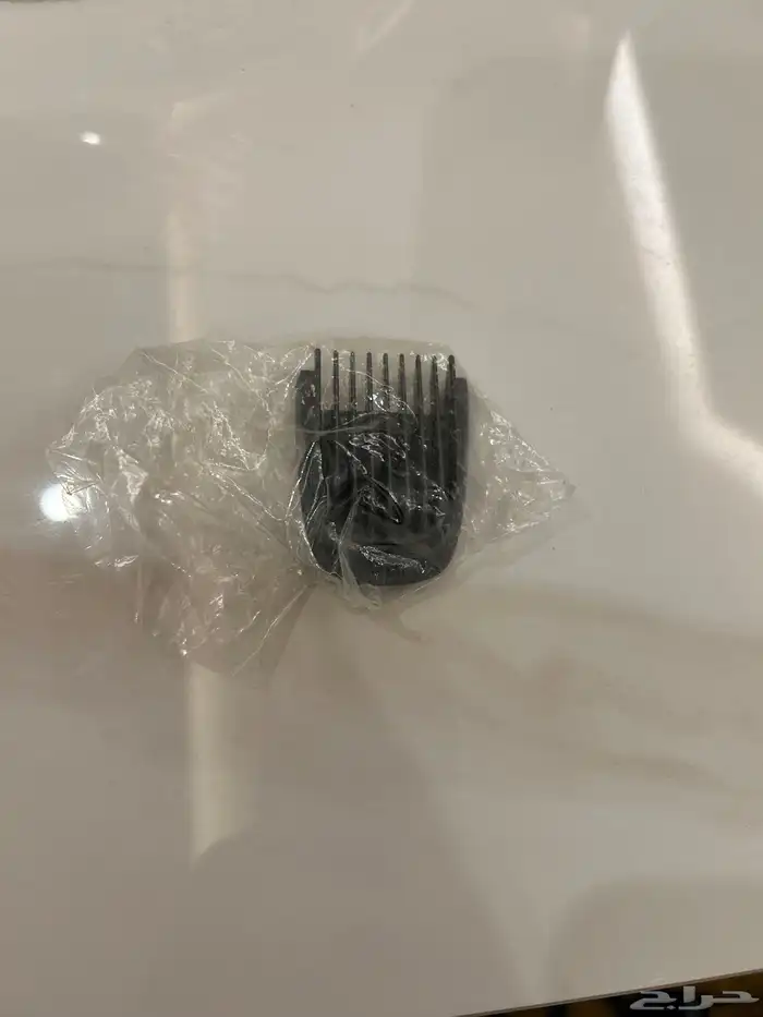 مكينة حلاقة فليبس شبه جديدة بكامل الملحقات 9