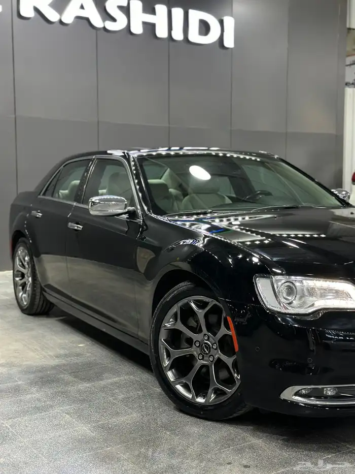 كرايزلر C300 اسود 2021 هيمي V8 5.7 معرض(عبيد الرشيدي) 8