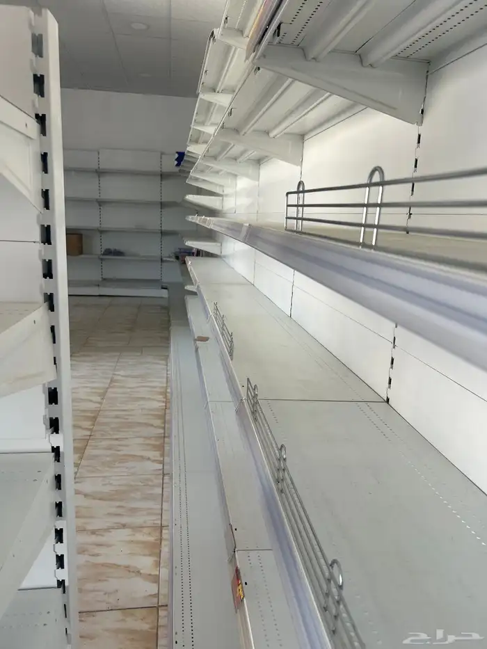 رفوف عرض عدد 24 كل رف 1 متر 0