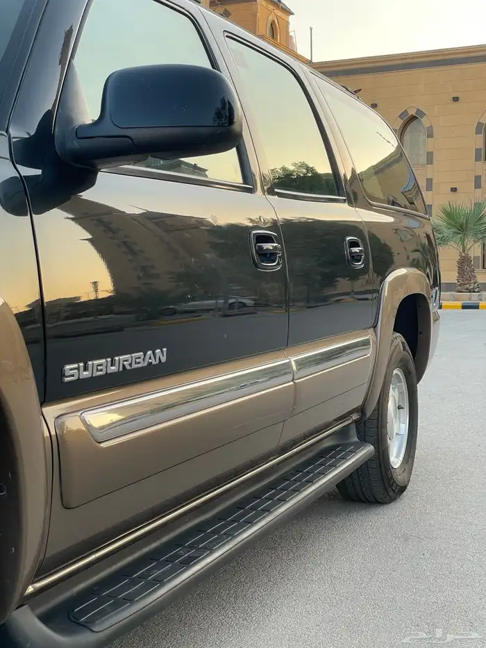 GMC سوبربان 2004 مخزن 27