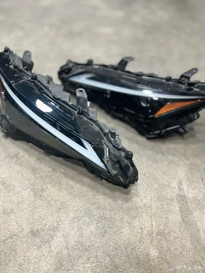 شمعات لكزس ارنوب اصليه وكاله عدسه وحده 2021-2024 1