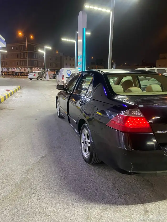 بيع هوندا اكورد 2007 2