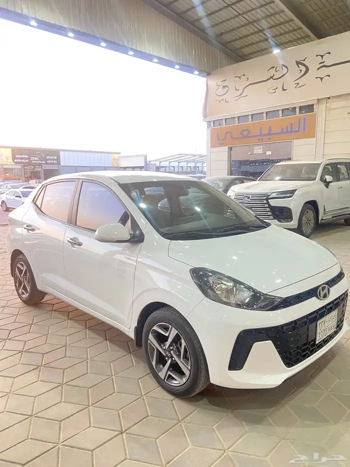 هونداي اي 10 فل كامل موديل 2024 ماشي 30 الف كلم 6