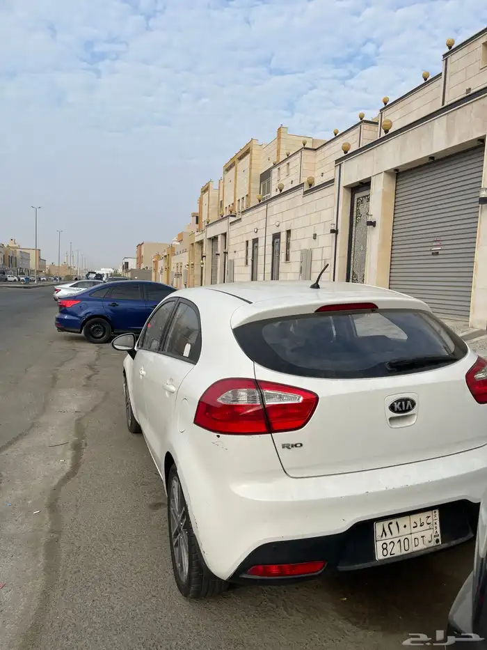 كيا ريو هاتشباك 6