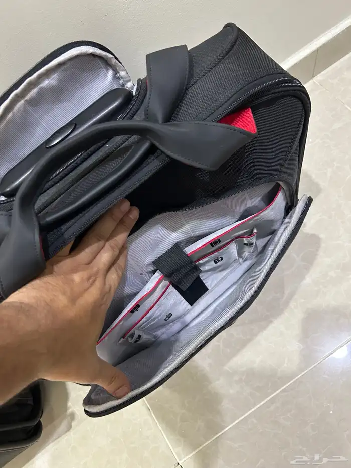 مجموعة شنط ديلسي delsey صناعه فرنسيه vintage 17