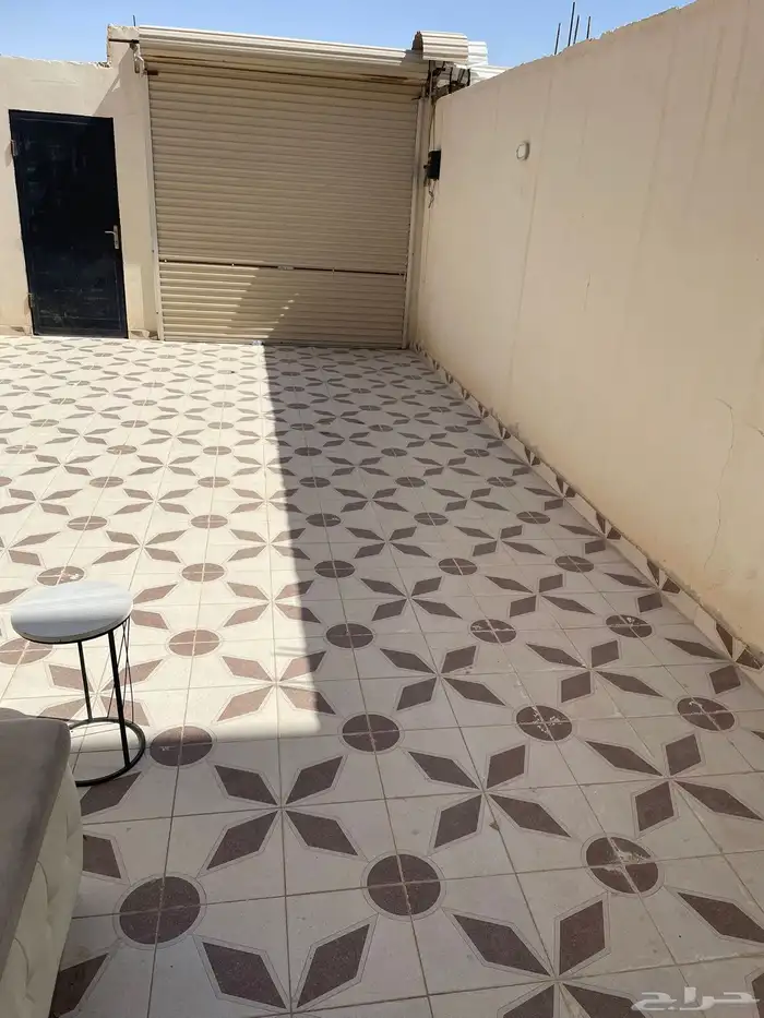 للإيجار استراحه دور اراضي عزاب بالصناعيه 1