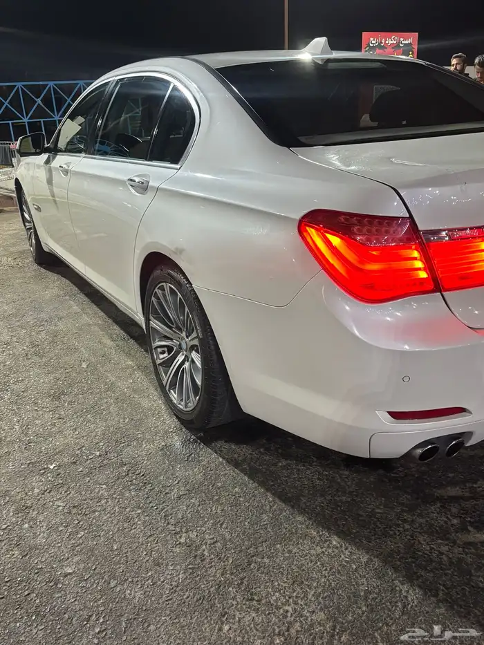 للبيع بي ام دبليو 730 13