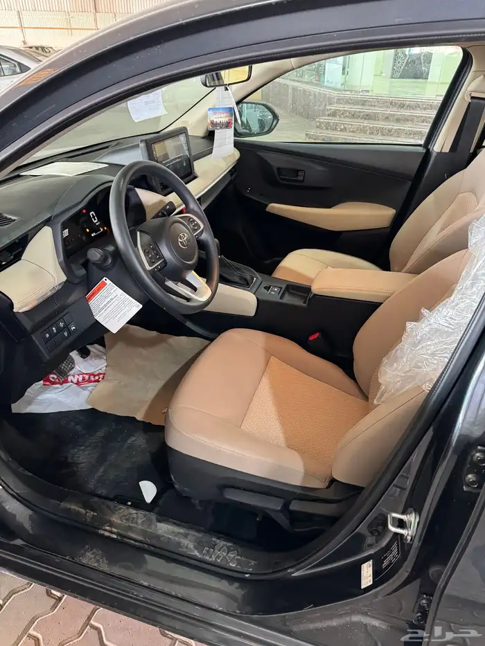 تويوتا يارس Y بلس بنزين 2026 8