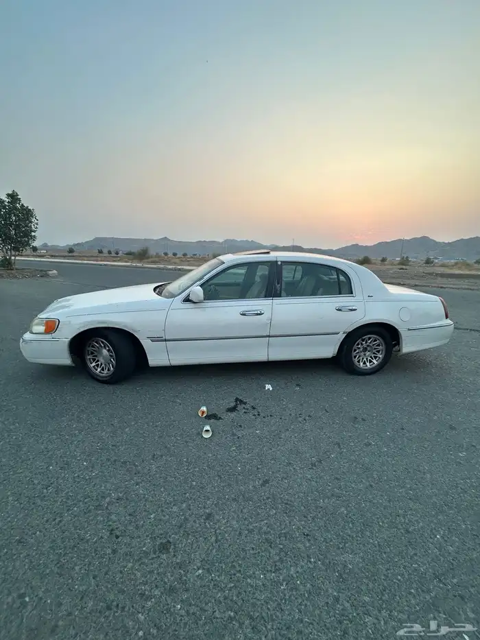 لنيكون تاون كار 1998 المالك الاول ابن باز رحمه الله 1