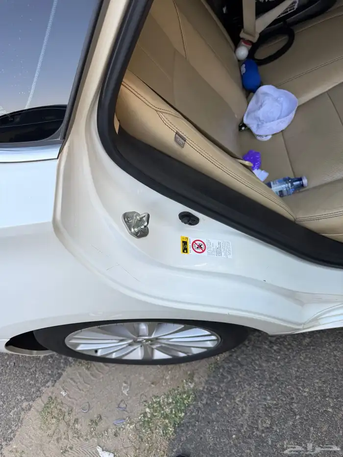 تويوتا افالون فل كامل فئة ليموتد 2013 5