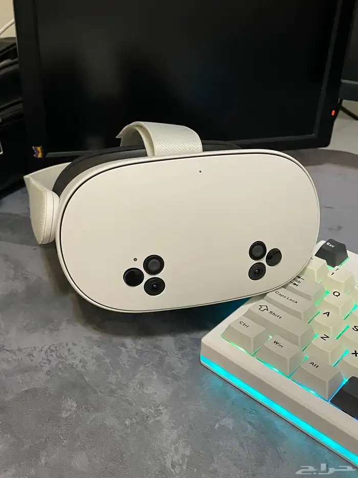 نظارة VR Meta Quest 3s 0