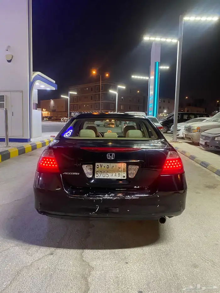 بيع هوندا اكورد 2007 1