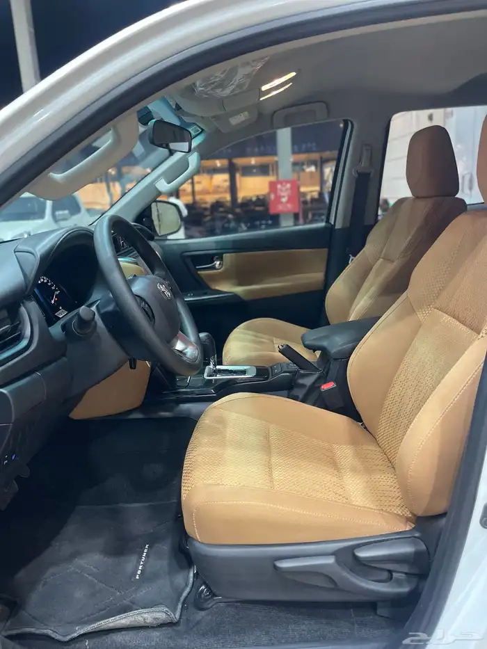 تويوتا فورتشنر بنزين موديل 2025 Gx دبل 7