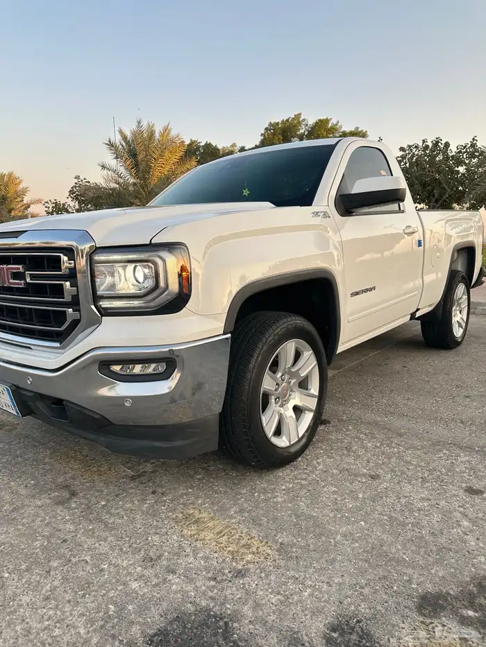 للبيع جمس سييرا 2018 غماره Z71 دبل 4X4 فل 21