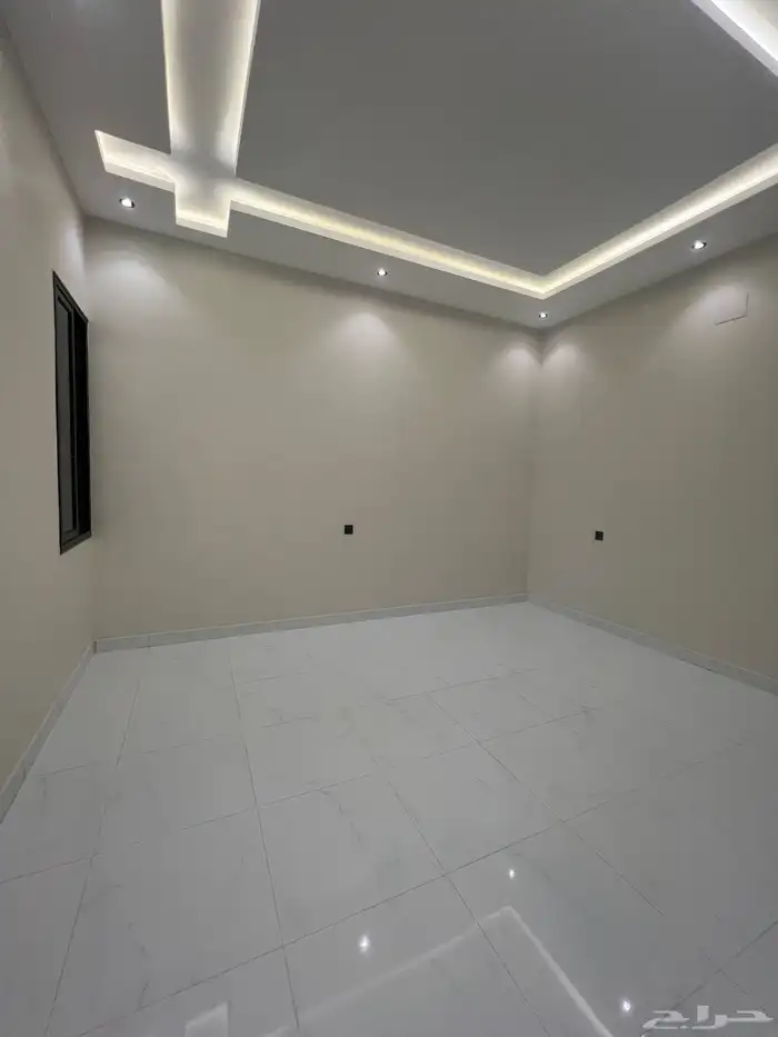 للبيع شقة ارضية فاخرة شمال التضامن 19