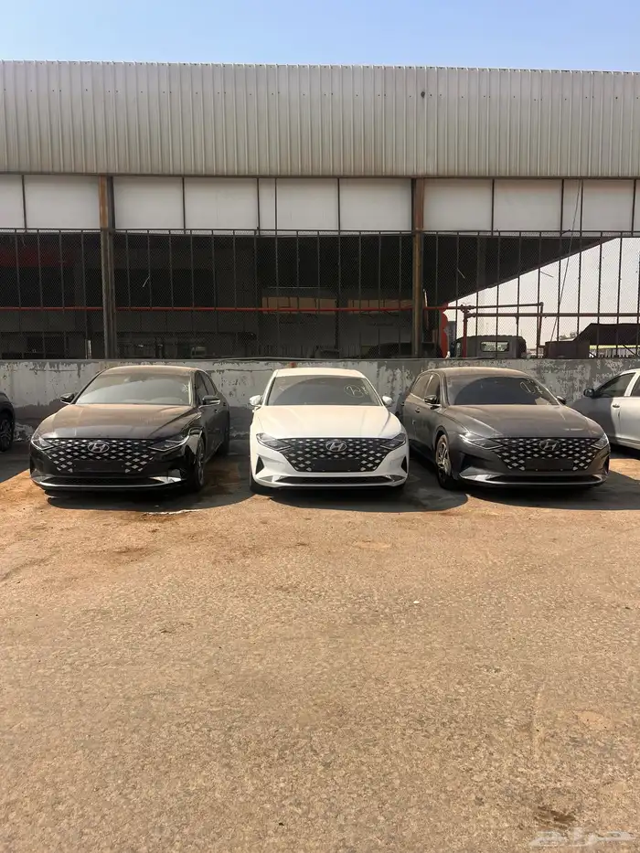 ازيرا 2021 (بنزين) وارد كوريا 1