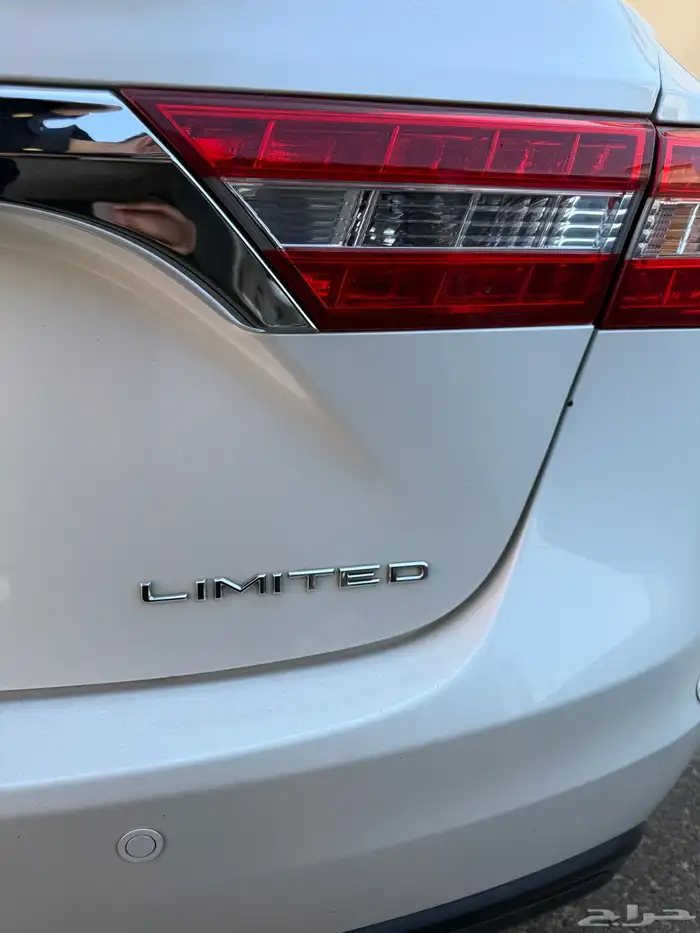 تويوتا افالون فل كامل فئة ليموتد 2013 27