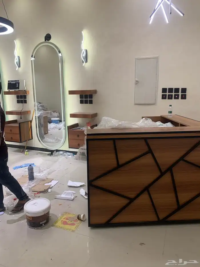 تجهيز ديكورات محلات الحلاقه 3