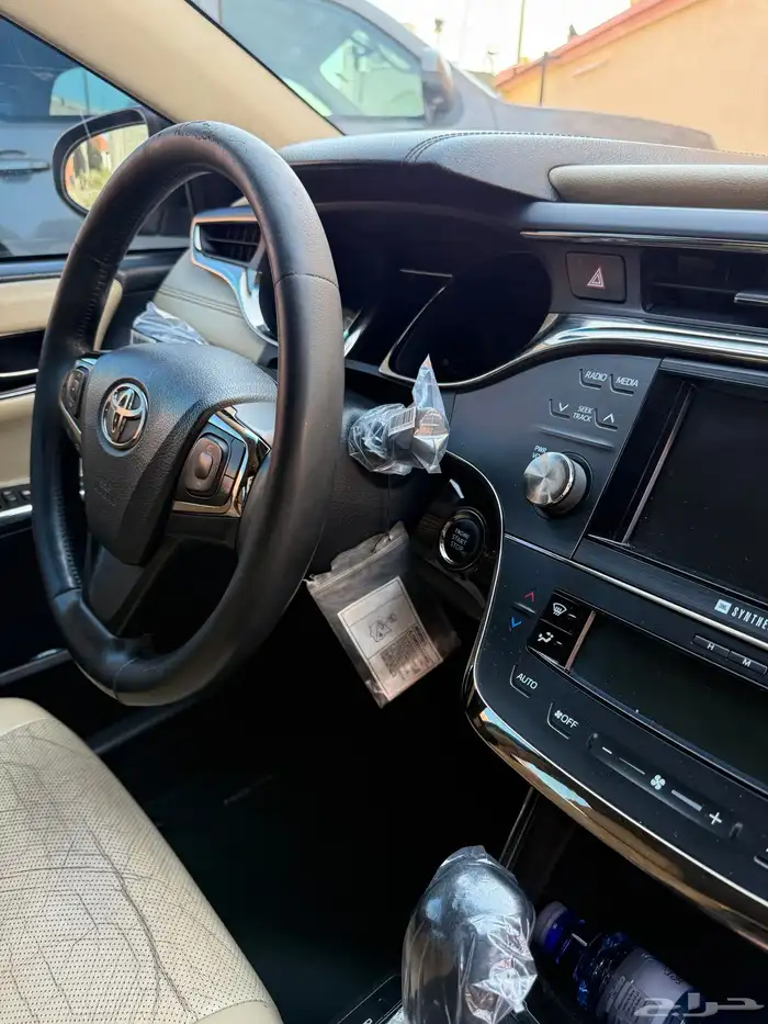 تويوتا افالون فل كامل فئة ليموتد 2013 13