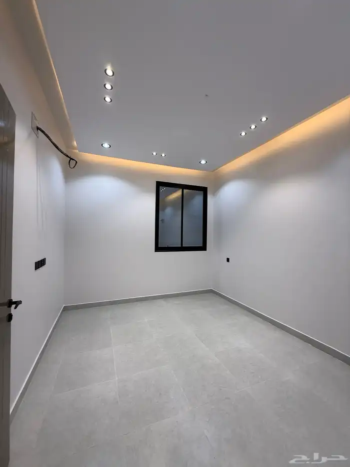 للبيع شقق ارضيه وارواف علويه بأسعار صيدة بموقع مميز بالخميس 37