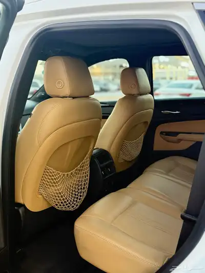 كاديلاك SRX 2014 مخزن - فل كامل عداد 97 الف كيلو فقط index