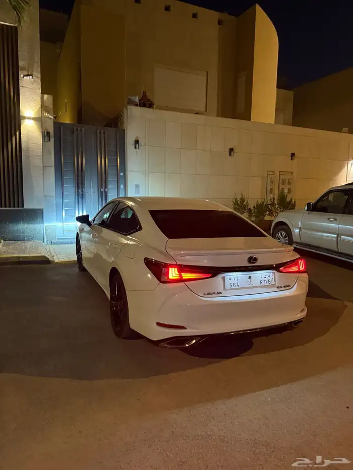 لكزس es سبورت 0