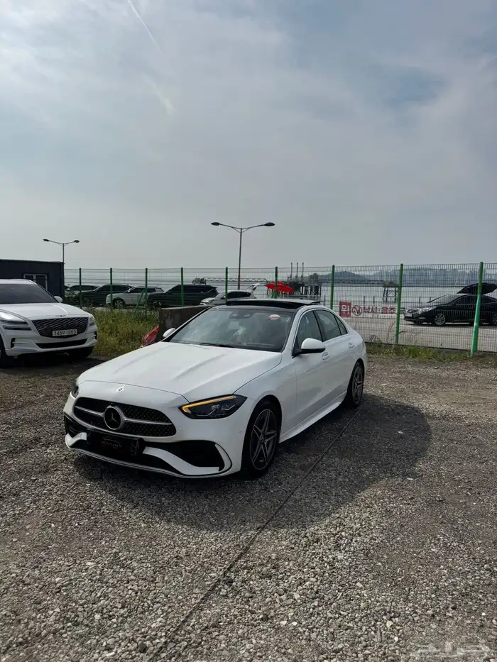 مرسيدس C200 موديل 2025(اصفار) 2