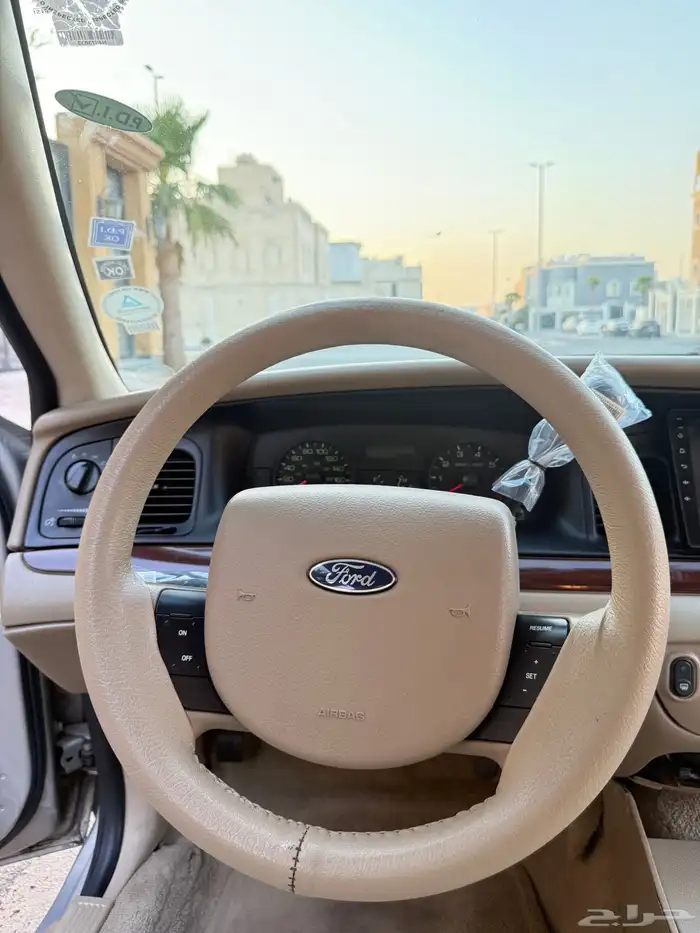 فورد كراون فكتوريا - 2012 سعودي ( استخدام شخصي ) 38