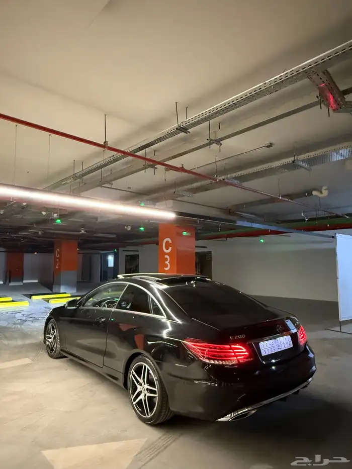 Mercedes E 200 cope AMG 3