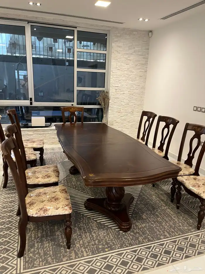 طاولة طعام 12 كرسي قابل للتقصير الى 8 كراسي 2