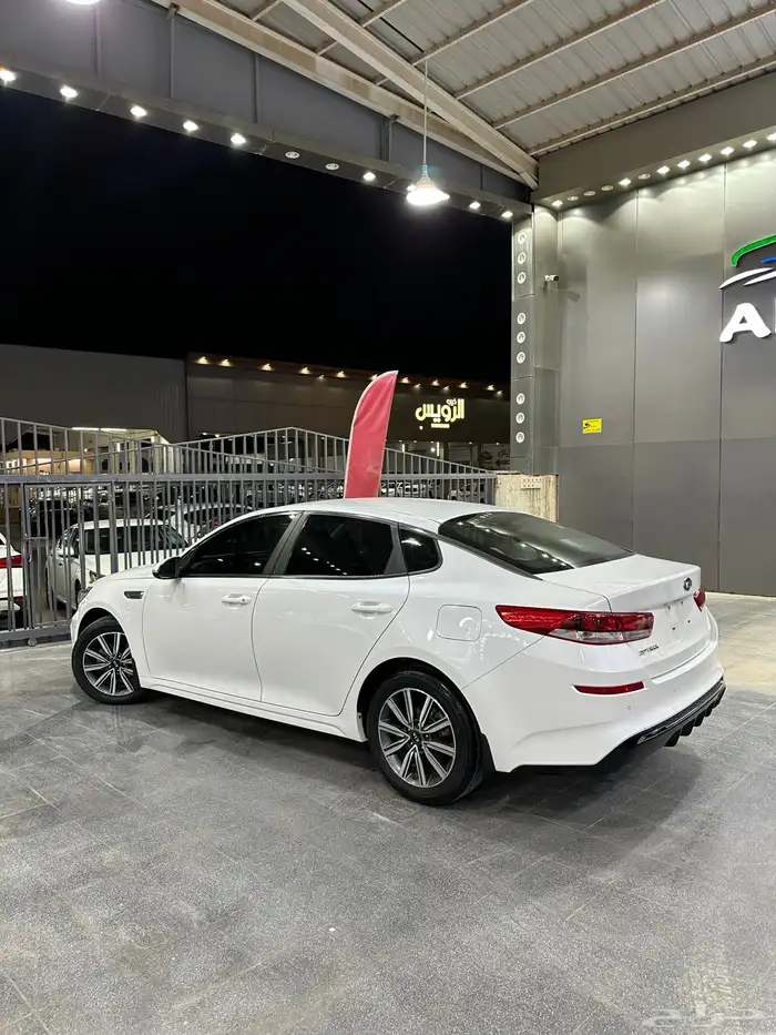 كيا اوبتيما 2020 مطور لدى معرض(عبيد الرشيدي) 6