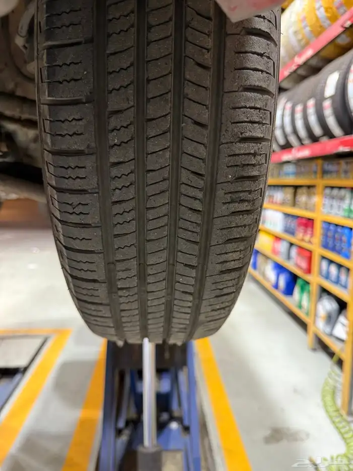 سياره تيوتا ياريس حاله فوق الممتازه جدا جدا 12