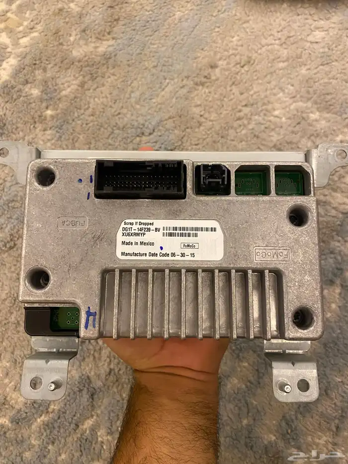 شاشة فورد تورس 2015 فل كامل 5