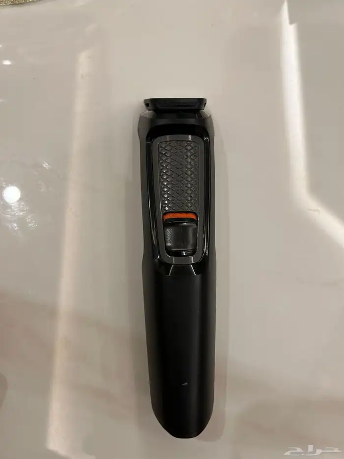 مكينة حلاقة فليبس شبه جديدة بكامل الملحقات 1