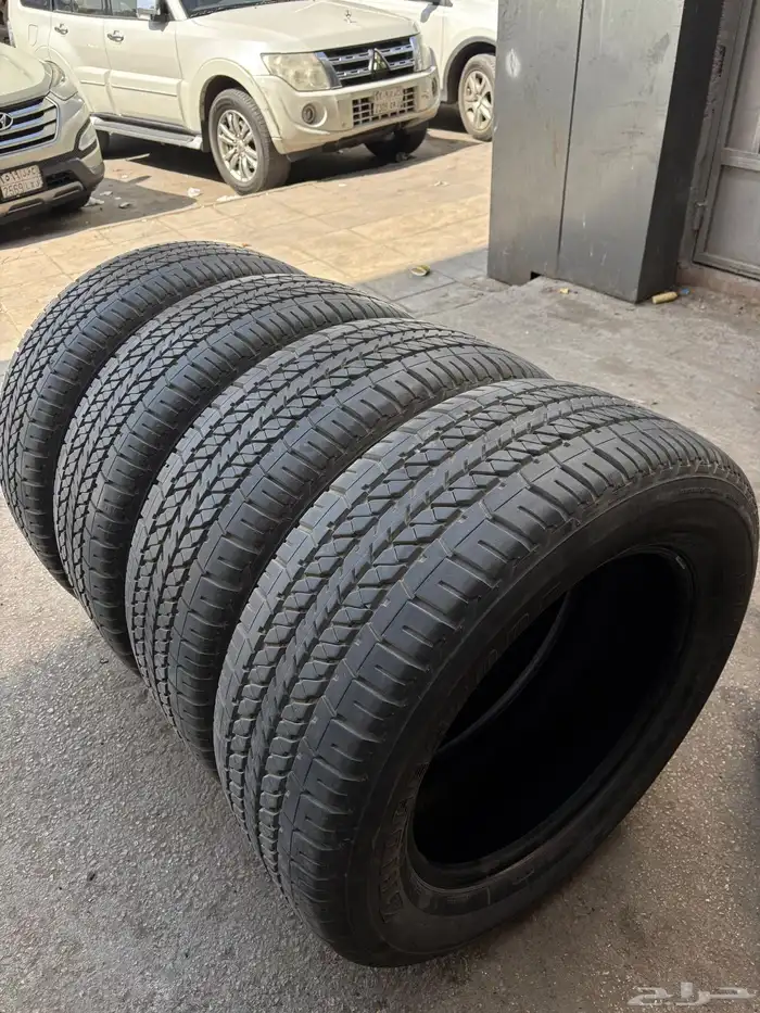 طقم كفرات برجستون مقاس 275.60.20تاريخ 2023 0