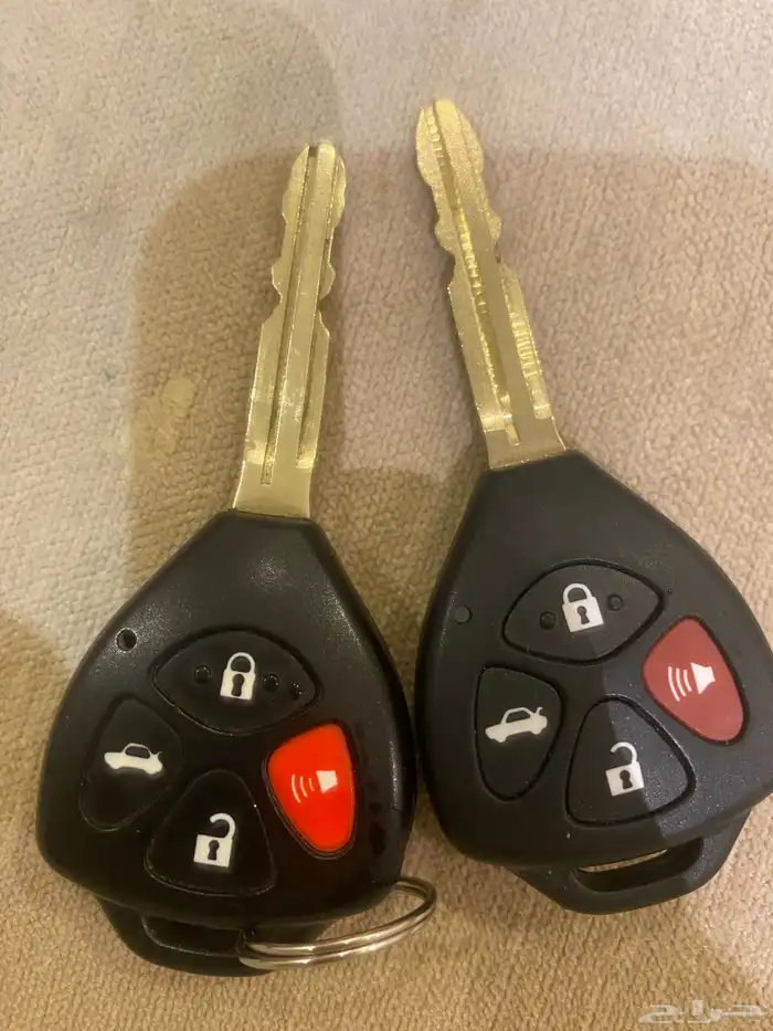 للبيع كامري 2013 فل كامل GLX 18