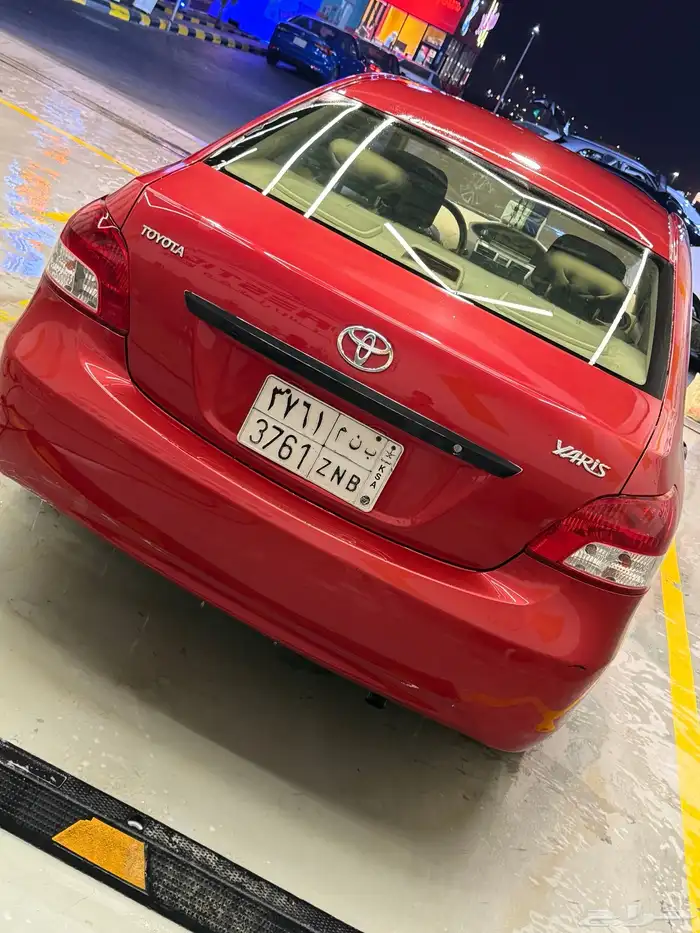 سياره تيوتا ياريس حاله فوق الممتازه جدا جدا 2